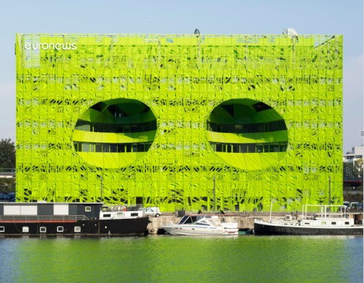 震驚！“綠到骨子里”的辦公室裝修