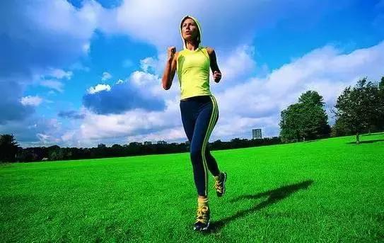 震驚！辦公室里99%都得了這個病，不及時解決危害一生！