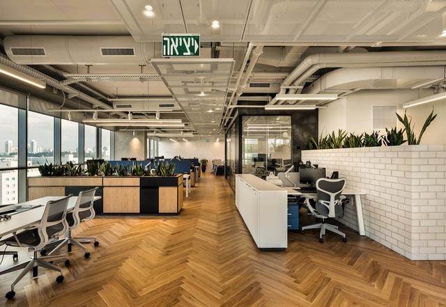 辦公空間:***生物科技公司工業(yè)風(fēng)格辦公室設(shè)計