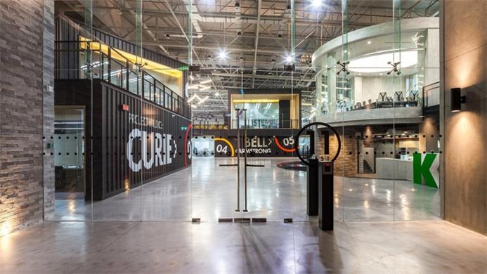 辦公空間，辦公室設(shè)計，科技公司辦公室設(shè)計，現(xiàn)代風(fēng)格辦公室，創(chuàng)意社區(qū)