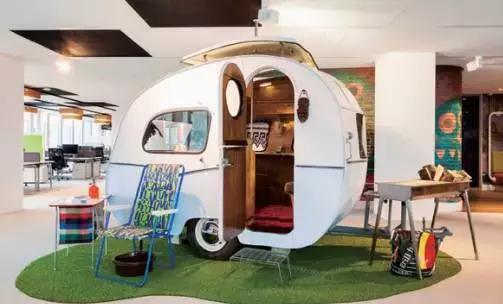 給我一個(gè)這么潮的辦公室，我一定會(huì)好好工作的！