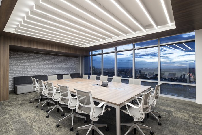 辦公家具之如何選擇沙發(fā)？