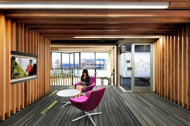 別小看回收木板條！美國(guó)VMware公司用它創(chuàng)造了獨(dú)特的木質(zhì)辦公空間